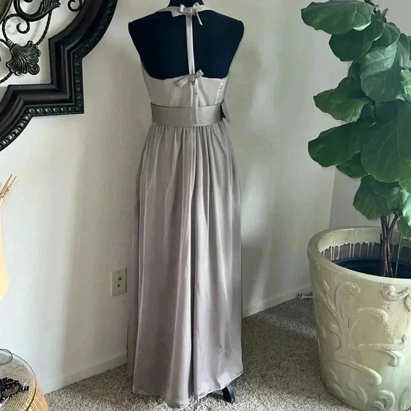 Vera Wang WHITE by Vera Wang Halter Bridesmaids, Cocktail, Long Dress Size 4 - Picture 6 of 16